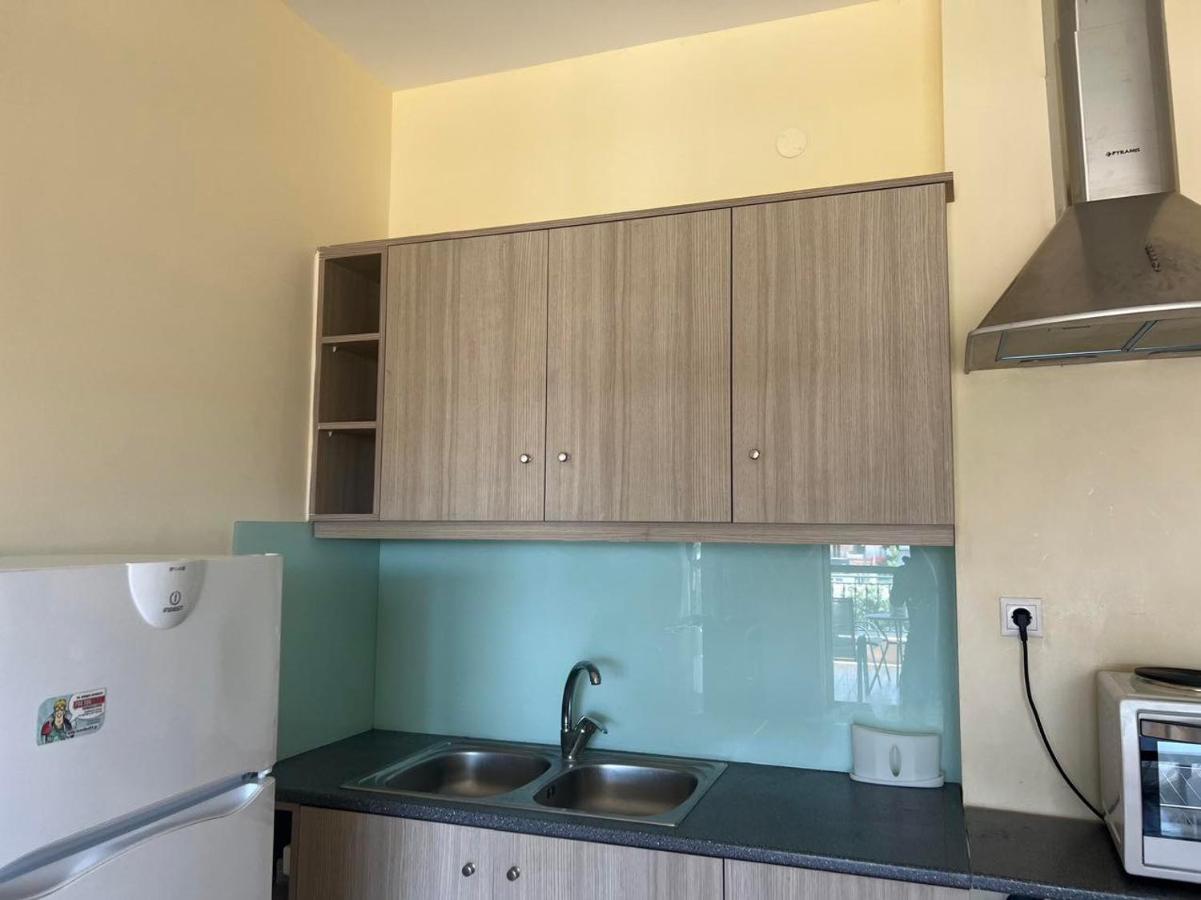 Sunset Apartment Воница Екстериор снимка